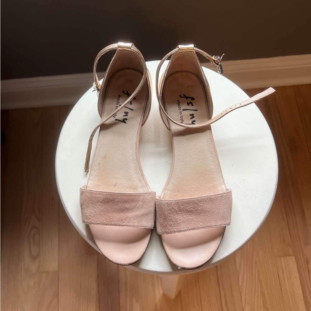 FS/NY Women’s Pink Small Wedge